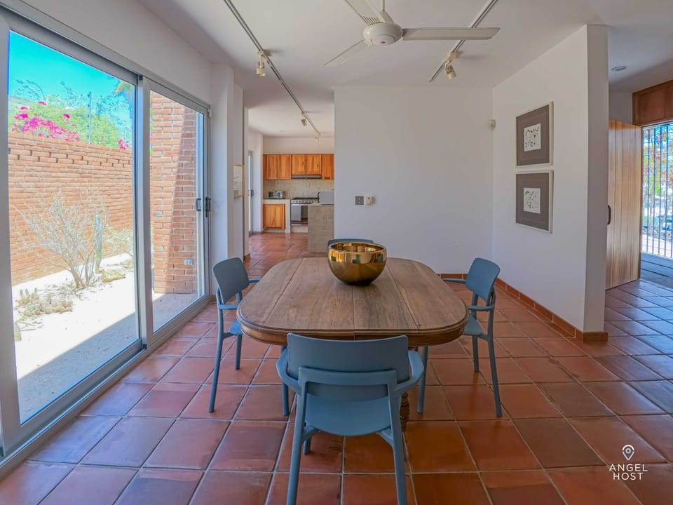 Open-plan living area with direct access to the terrace.