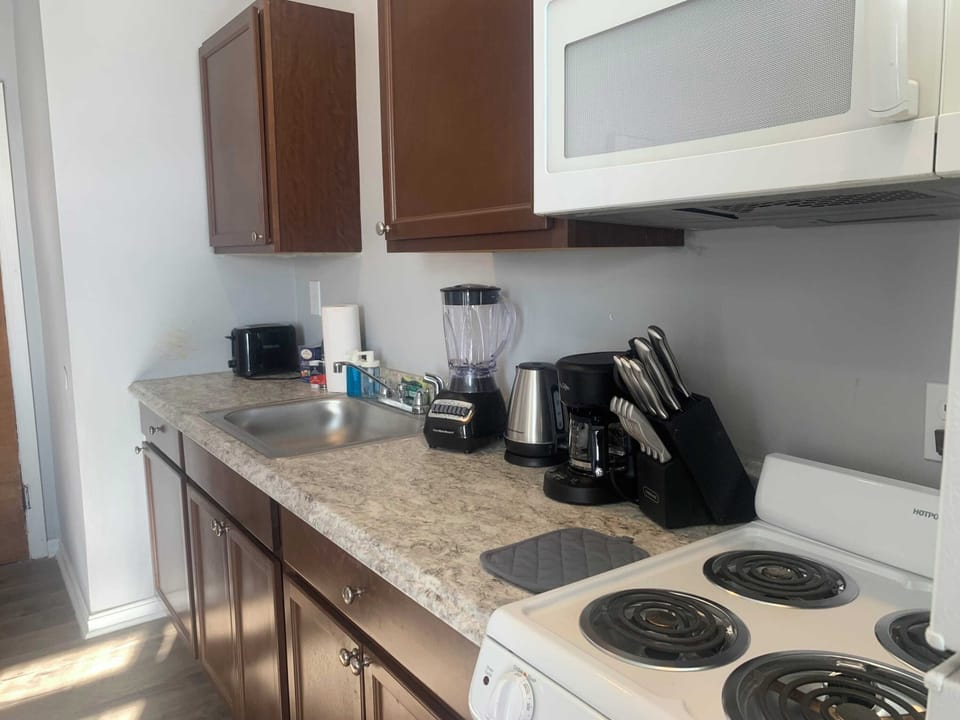 Stove, Coffee Maker, Blender