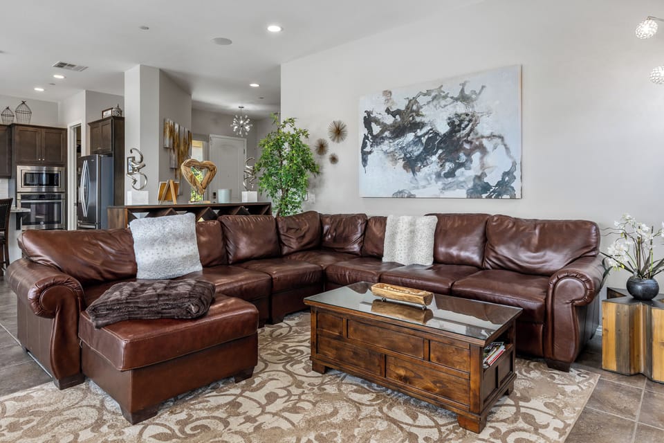 Comfy and luxurious open concept living room