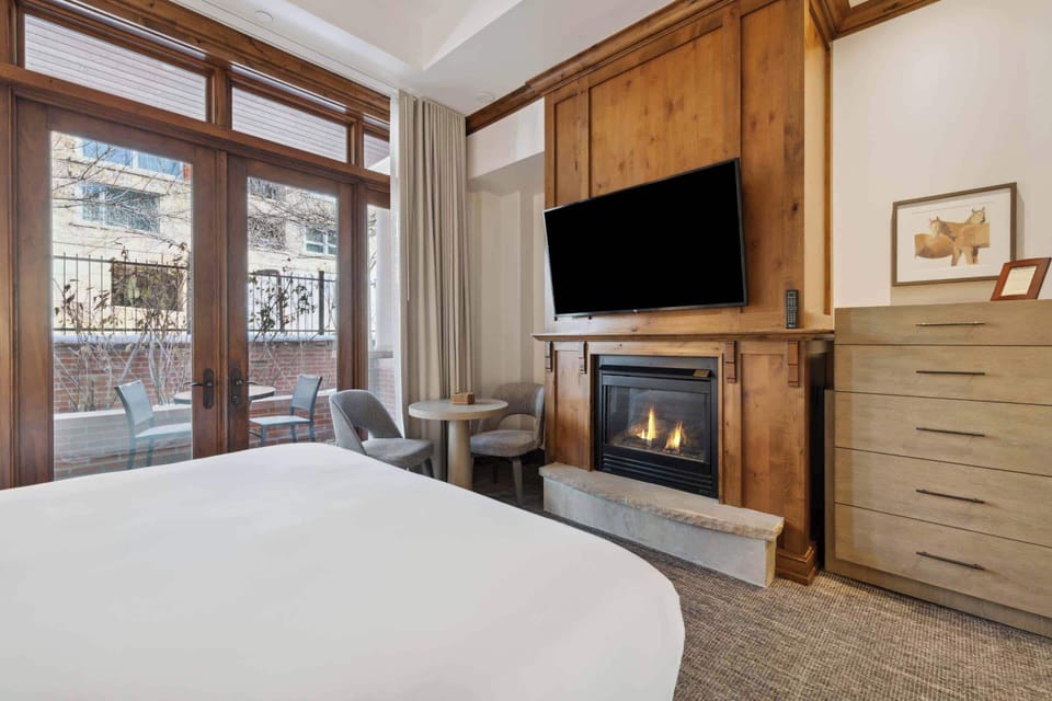 AspenMtnResidences-03C-3213