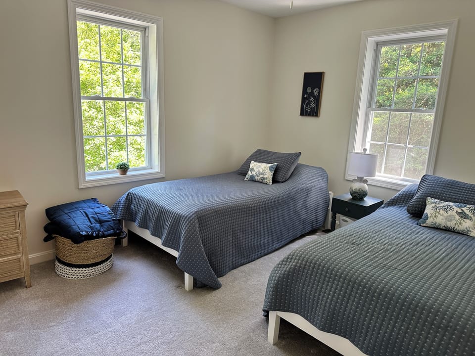 2 twins, second floor