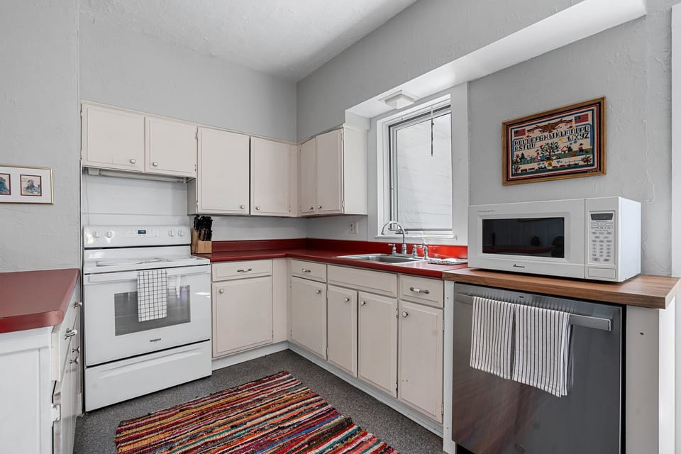 Kitchen (1)