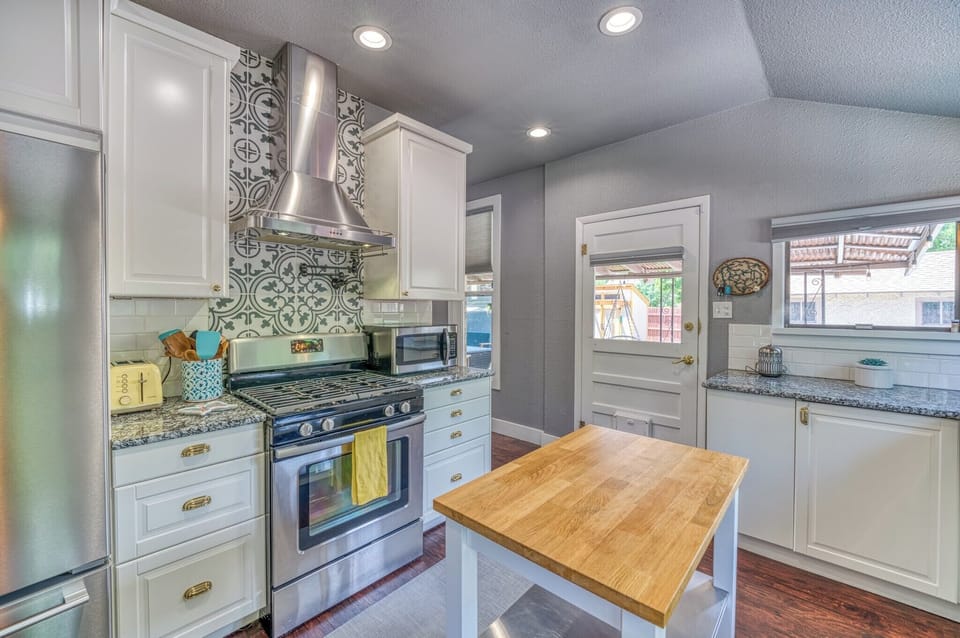 Kitchen | 1st Floor