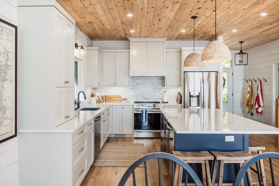 Custom Kitchen with lots of room to cook.