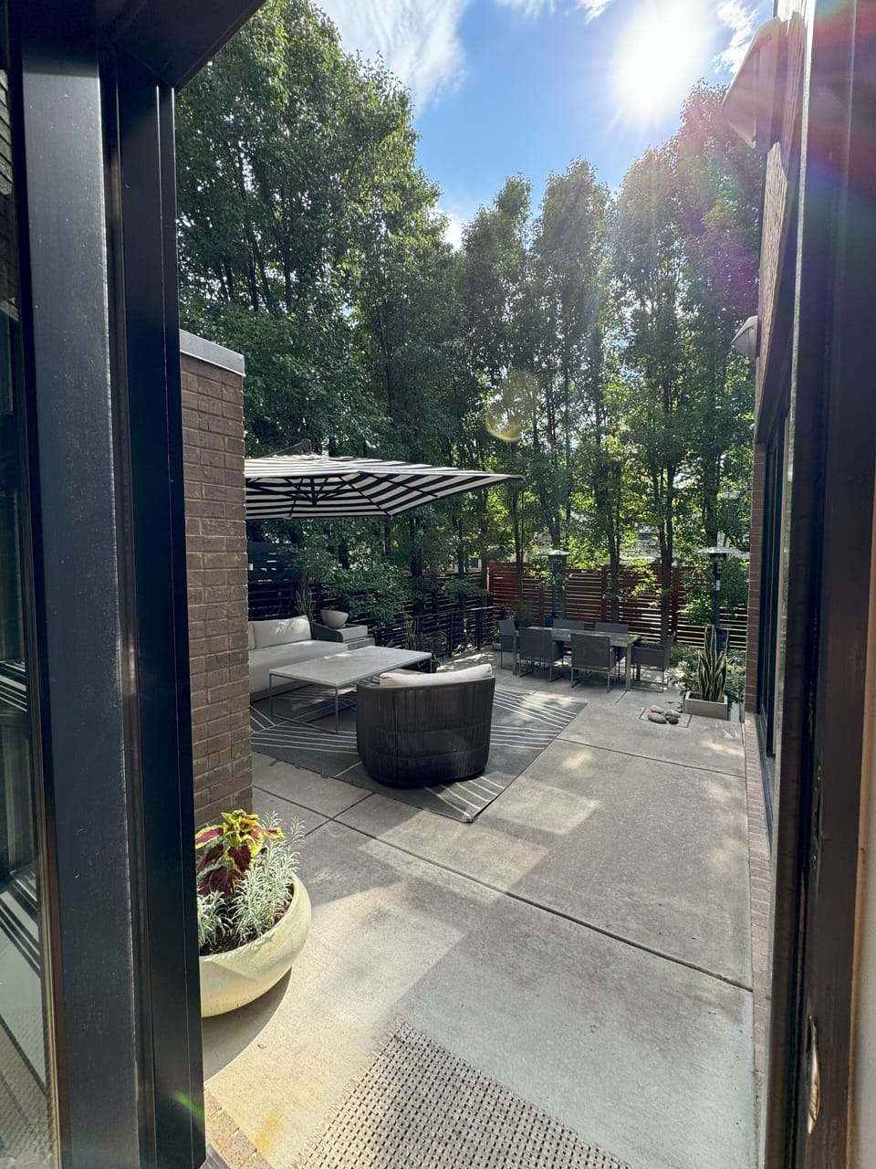Outdoor dining