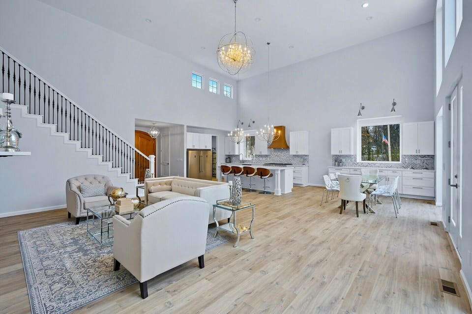 Living/Dining.