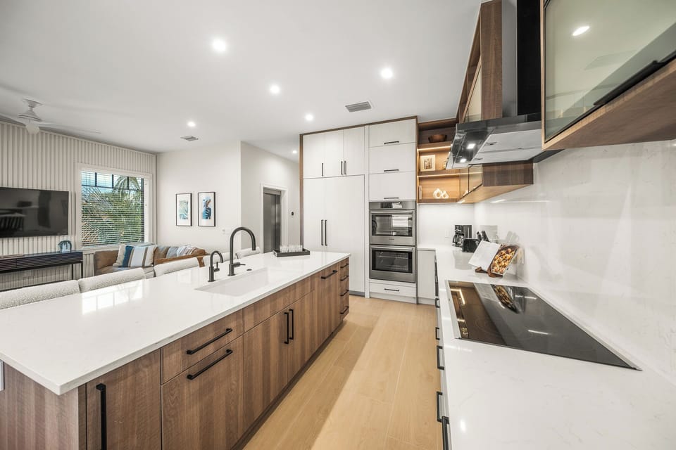 Fully-Equipped Kitchen