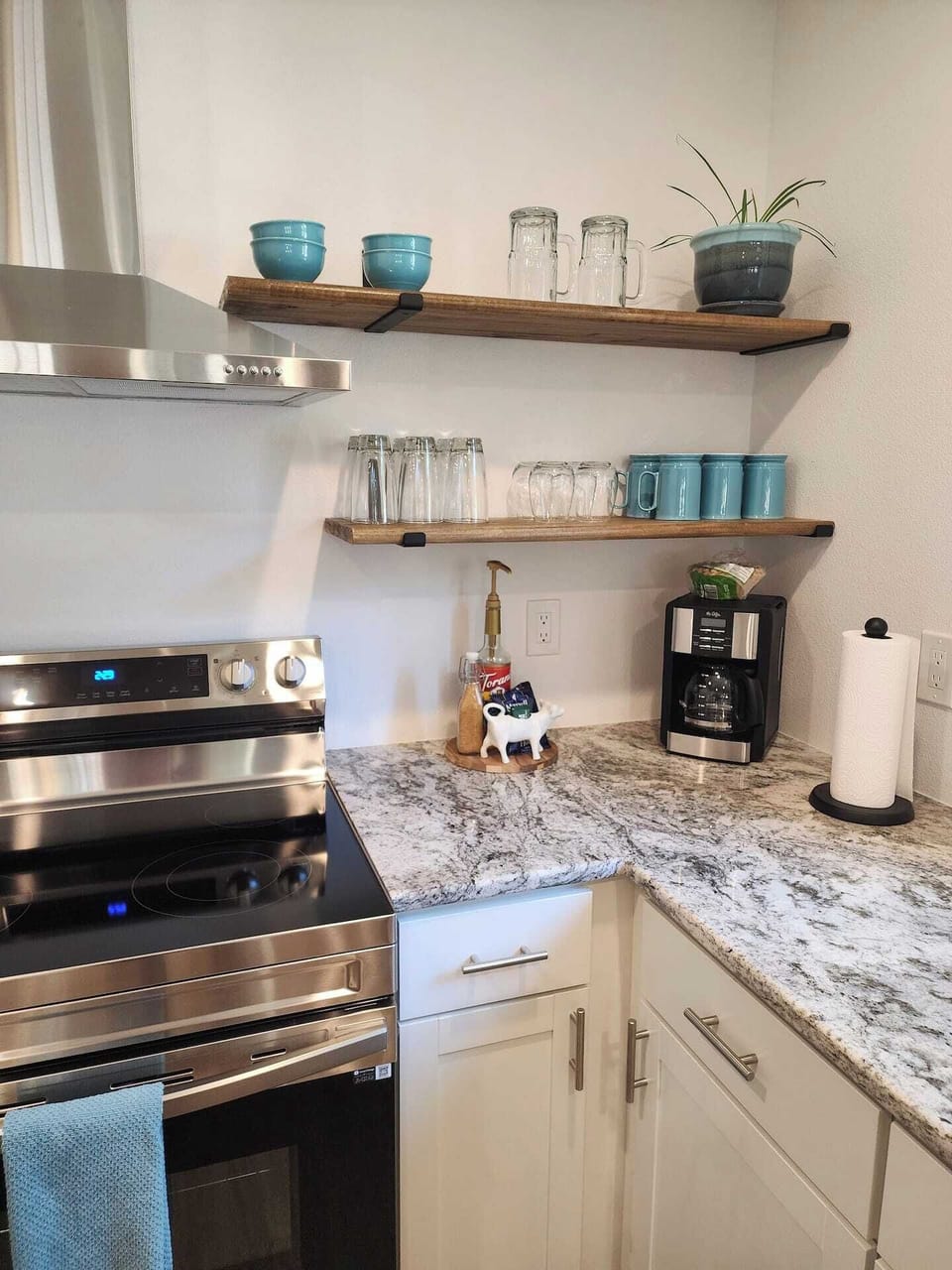Fully stocked kitchen with everything you need to cook at home. Ice chests are provided for packing lunches for Yosemite adventures. A high chair, baby bowls, and utensils are also available for little ones.