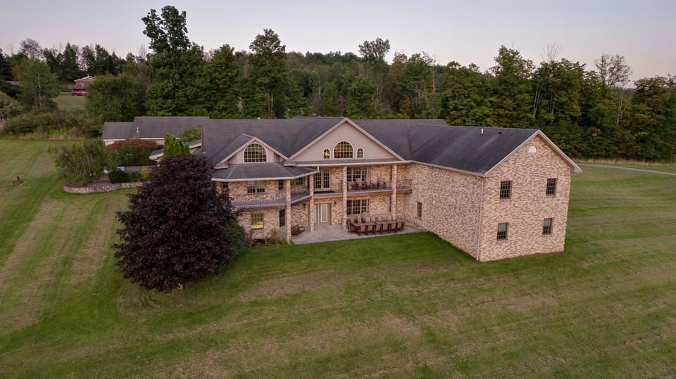 Welcome to Lake View Lodge!