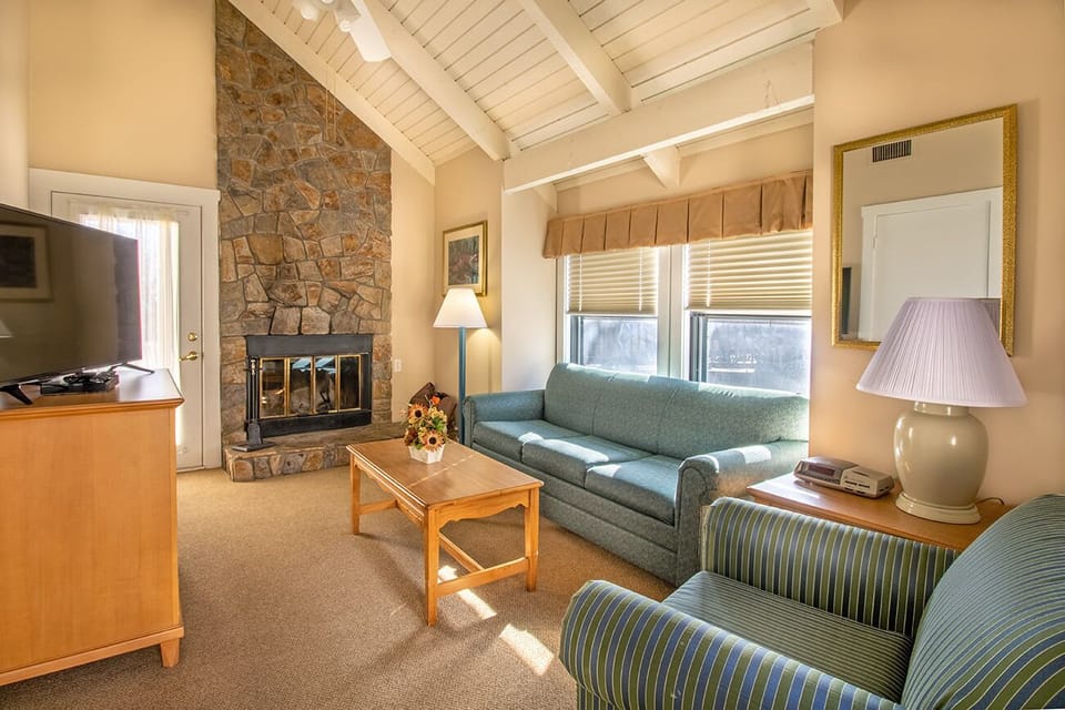 Welcome to Shenandoah Villas