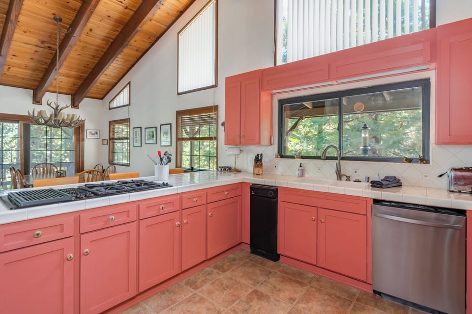 Kitchen 2