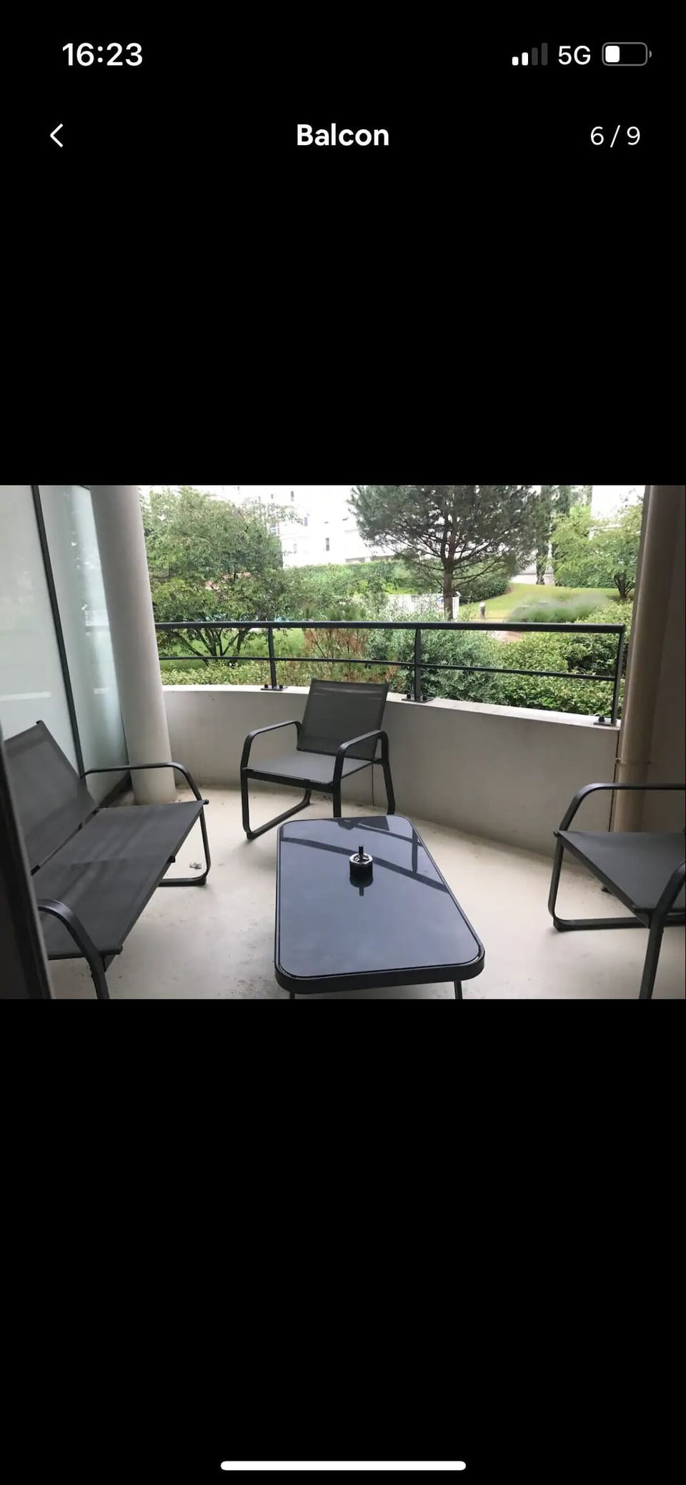 Appartement Avec Piscine et Garage à Tassin Apartment in Tassin-la-Demi-Lune