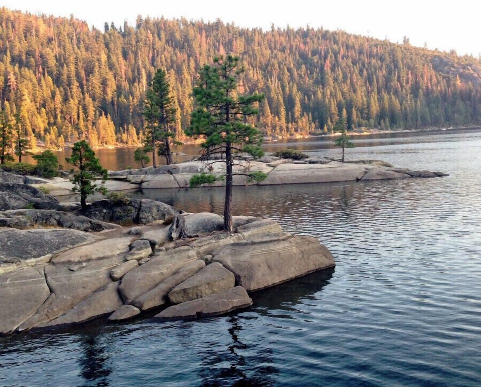 Pinecrest Lake (19 minutes away) for boating and great fishing