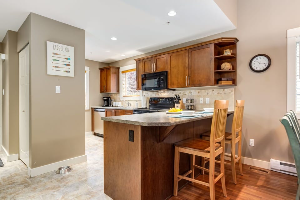 Extra seating for quick bites or morning coffee