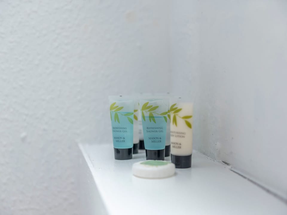 Bathroom amenities