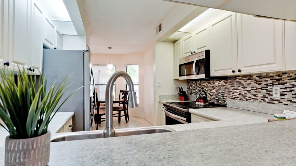 Kitchen (1)