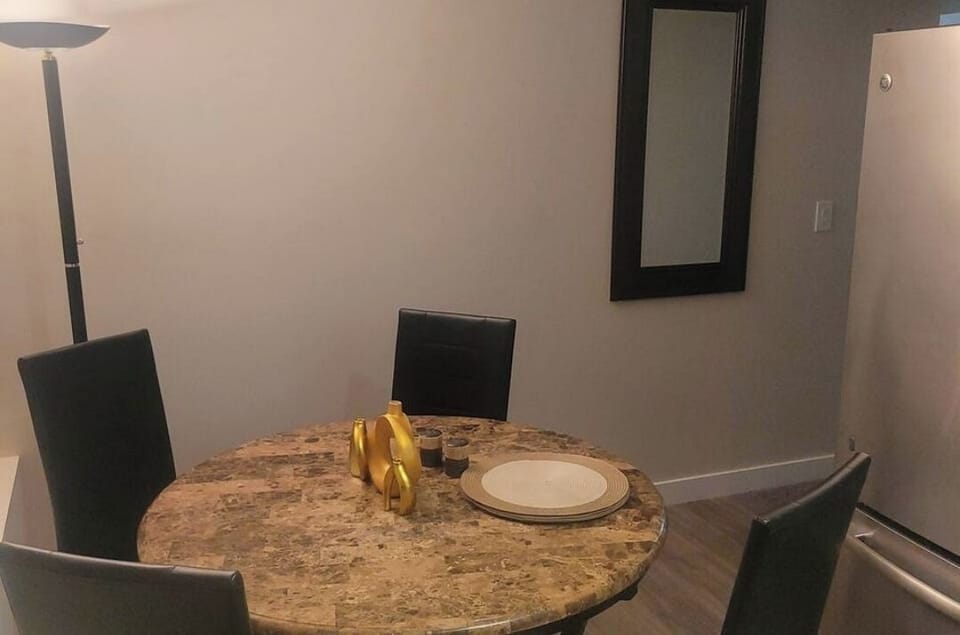 Dinning 