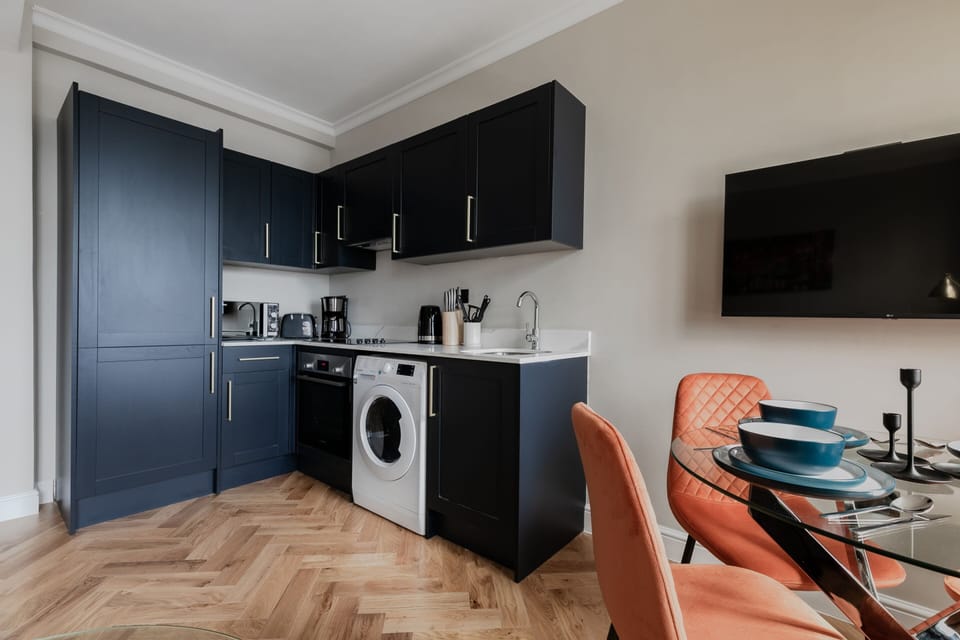 Living Room / Lounge