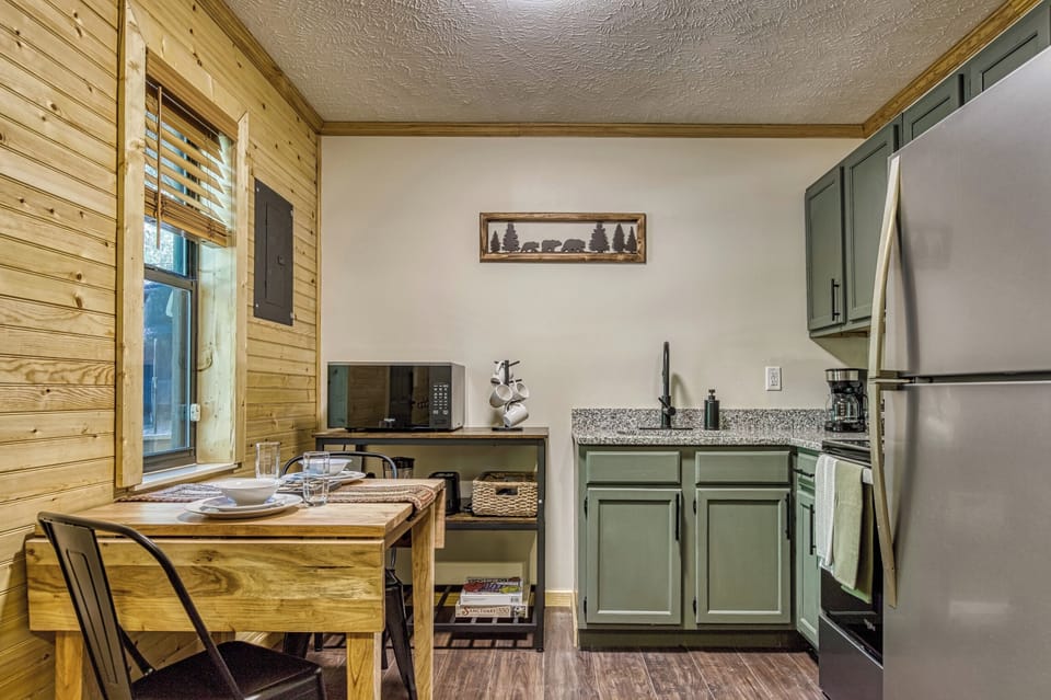 Full kitchen!