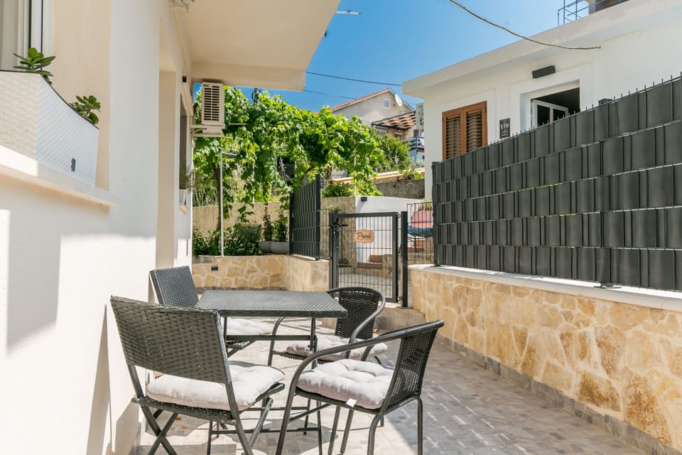 Terrace 2