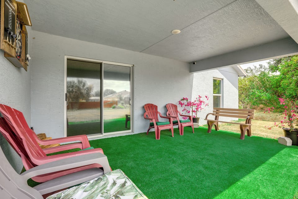Private Patio | Outdoor Seating | Dartboard