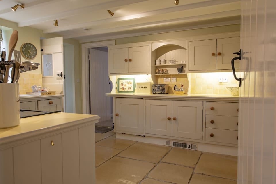 Ground floor: Large farmhouse kitchen