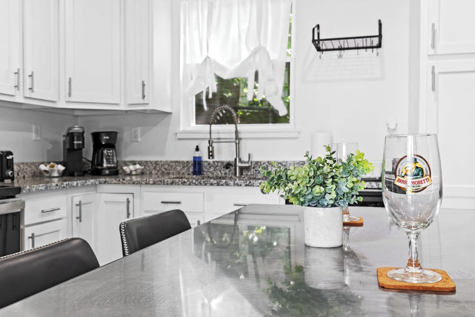 Kitchen: Enjoy cooking in our fully equipped kitchen with stainless appliances and ample natural light