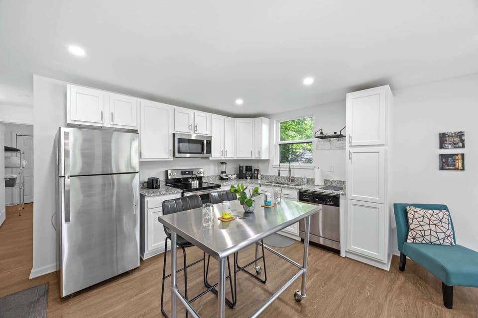 Kitchen: Enjoy cooking in our fully equipped kitchen with stainless appliances and ample natural light