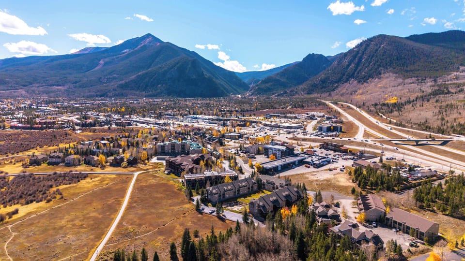 【Frisco】Main Street is a 15-minute walk — breweries, shops, restaurants