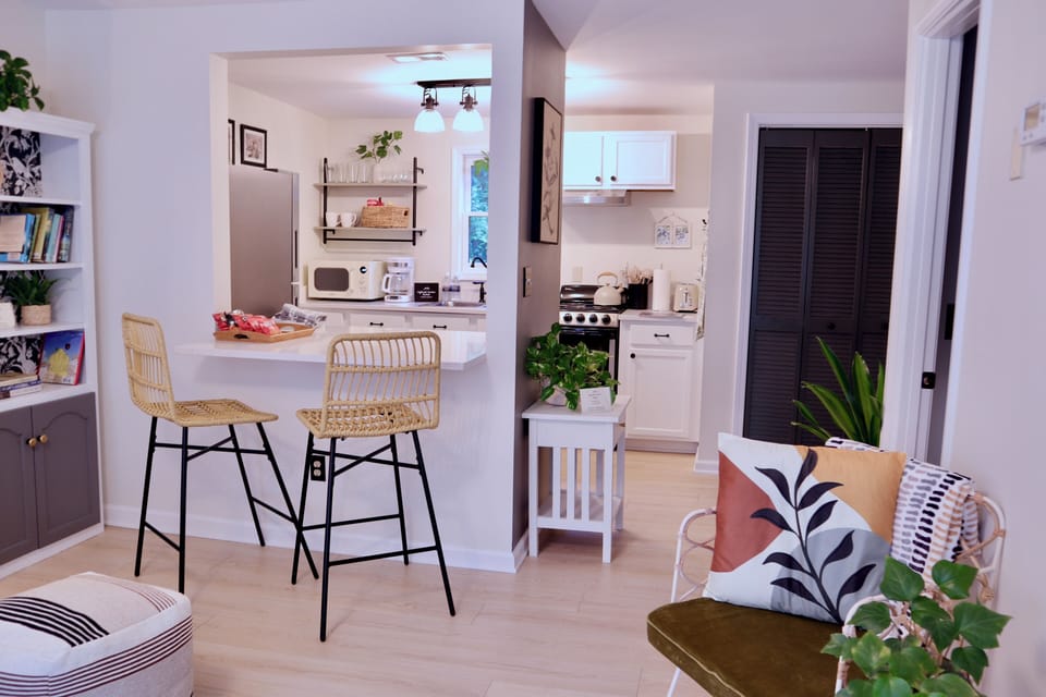 Kitchen/Bar