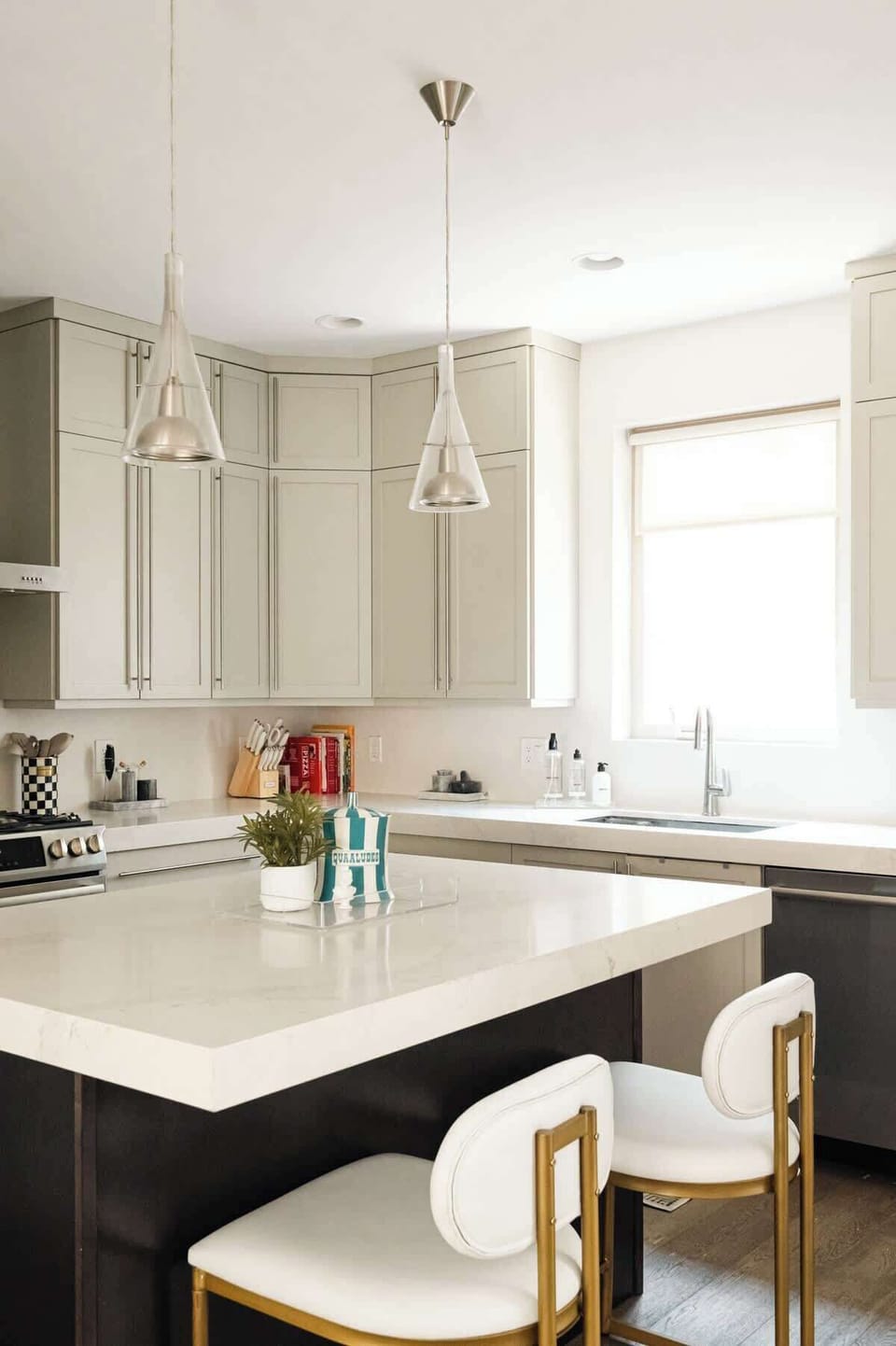 Kitchen island