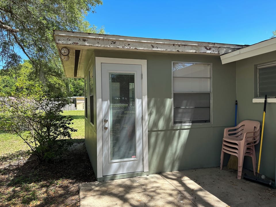 back entrance to florida room