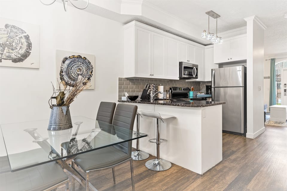 Kitchen Wide