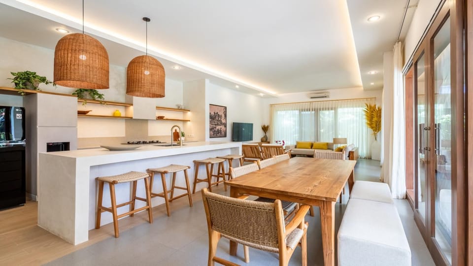 Savanna – 3BR Modern, Spacious Two-Story Pool Villa (822)
