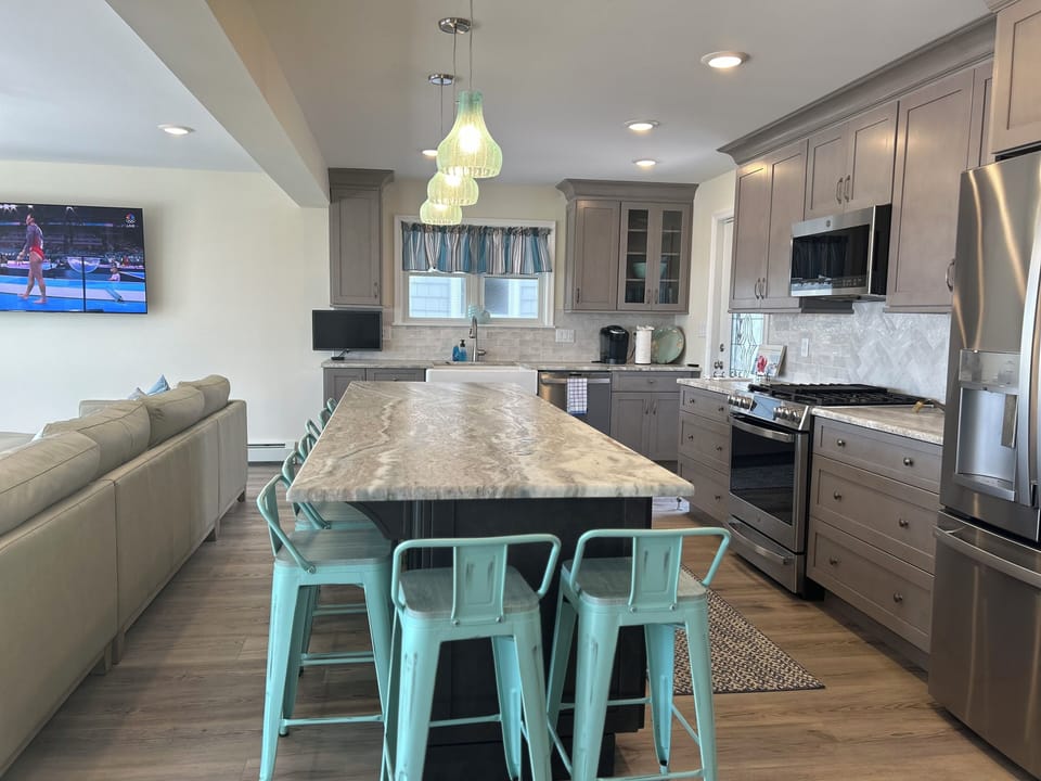 Main floor 10 foot island with eight stools