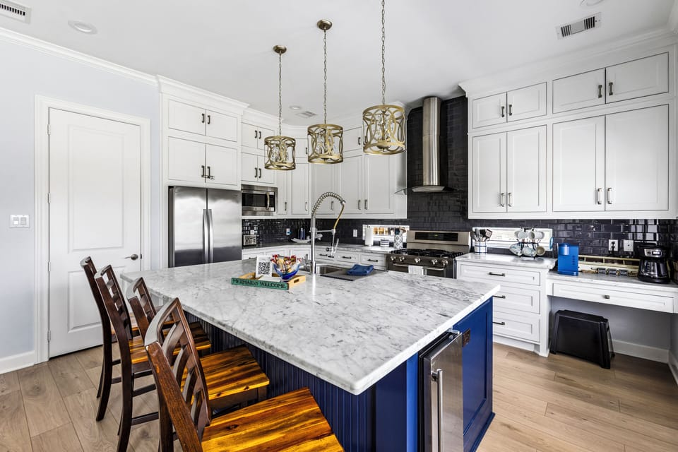 Entertain and create culinary masterpieces on the stunning marble island!