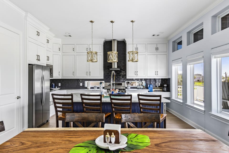 Modern design with natural light, perfect for culinary adventures in Galveston!