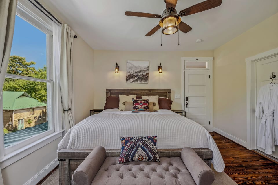 28-4120Pratt20St-Berkeley20Springs