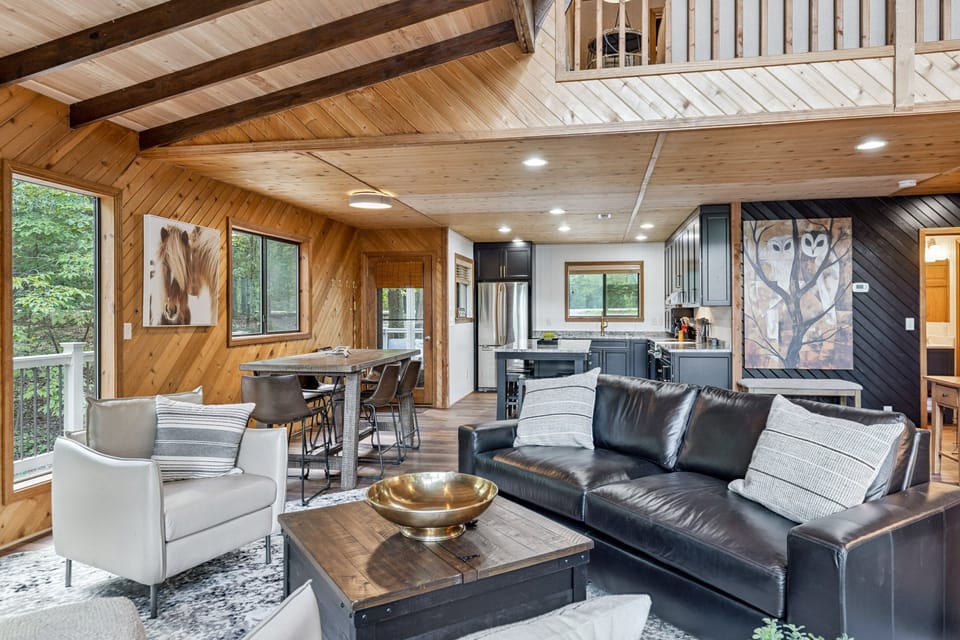 Living Room/kitchen view