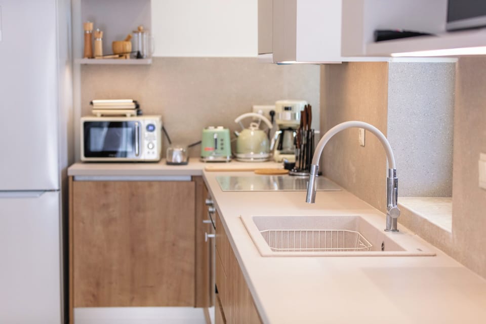 Features a fully equipped kitchen for culinary wonders. 