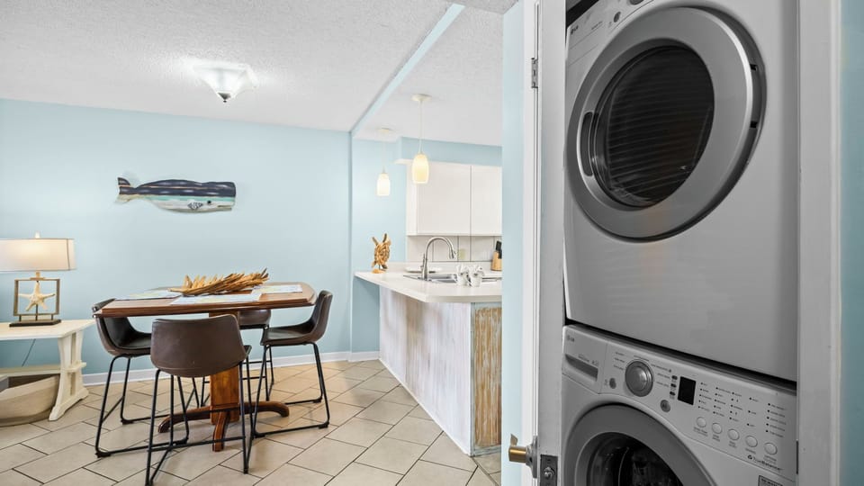 Buena Vista 205 Washer & Dryer