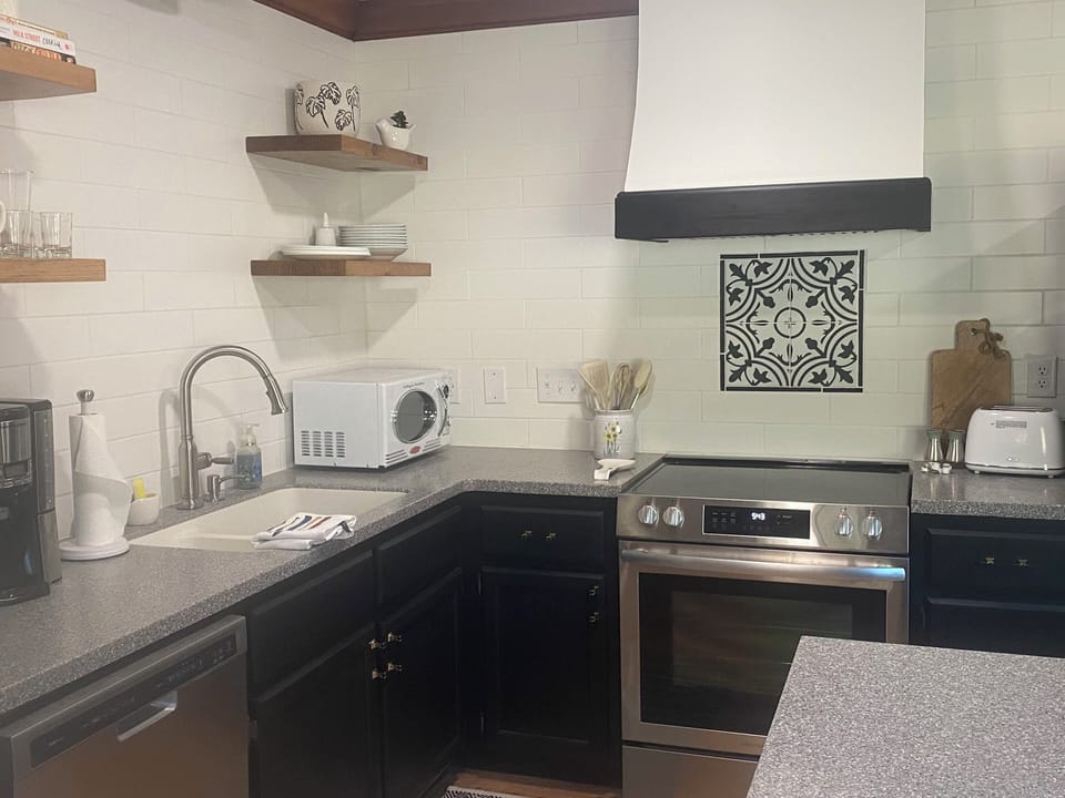 Kitchen work space