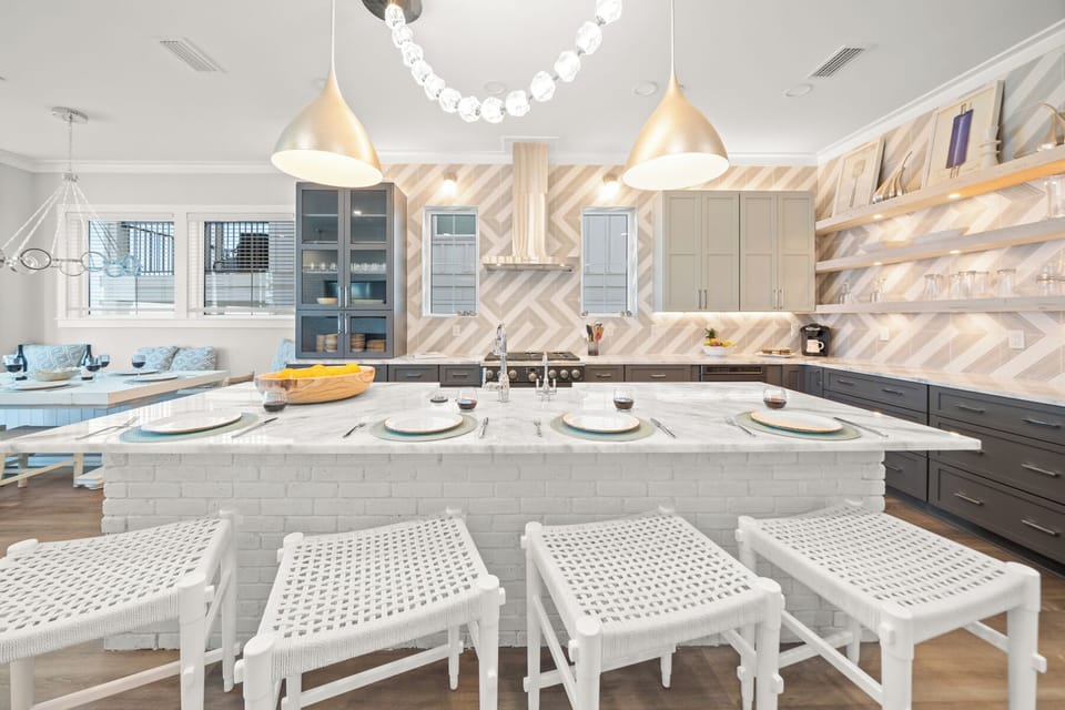2nd Floor Fully Equipped Kitchen with Island Dining