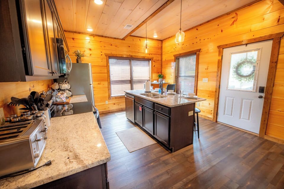 Marigold's fully equipped kitchen