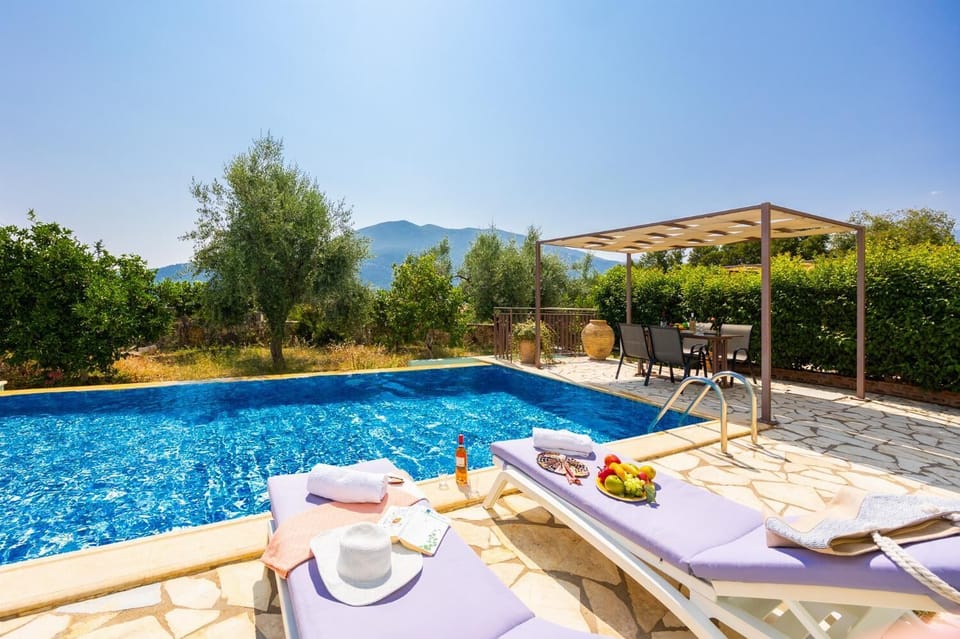 Private pool and terrace