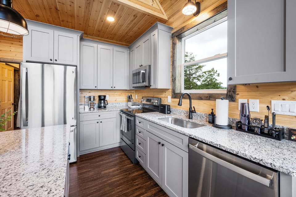 Full kitchen with plenty of storage space 