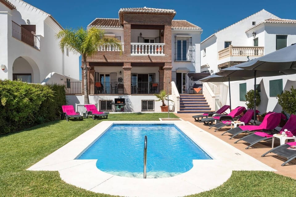 Villa Fuente image