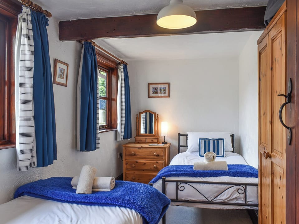 Twin bedroom | The Cart Linhay, Bideford