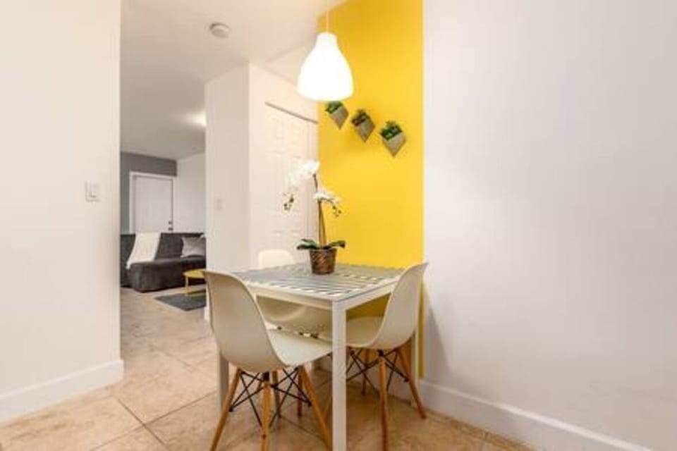 dedicated work space/ dining room