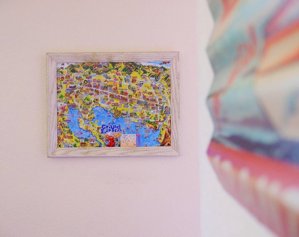 Rustic charm meets modern luxury at The Loose Moose Lodge. Warm wooden accents, plush furniture, and thoughtful decor create a peaceful, comfortable atmosphere for a memorable mountain getaway.
